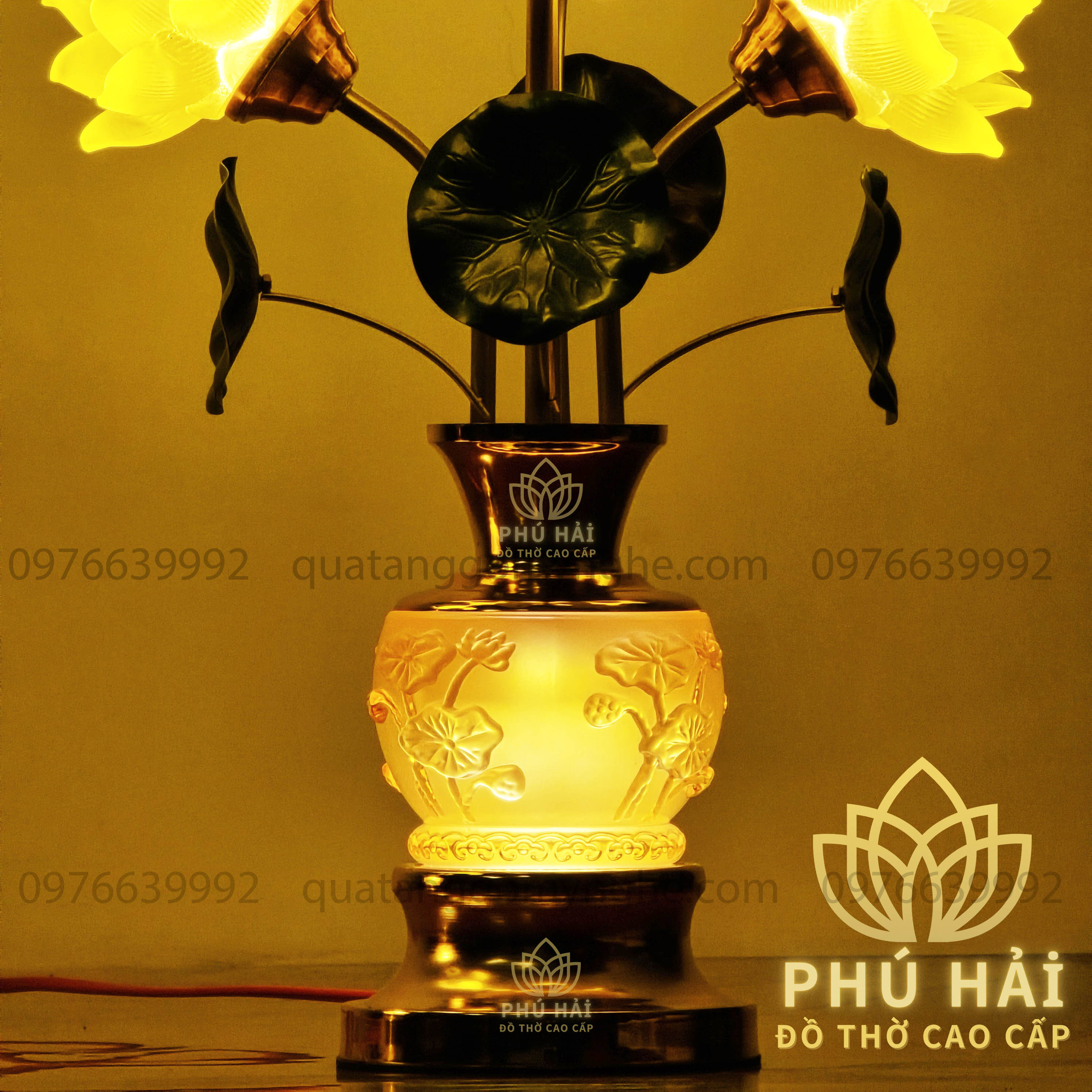 Đôi Đèn Thờ Hoa Sen 5 Bông Lưu Ly Chân Thấp Cao 56 Cm HCM