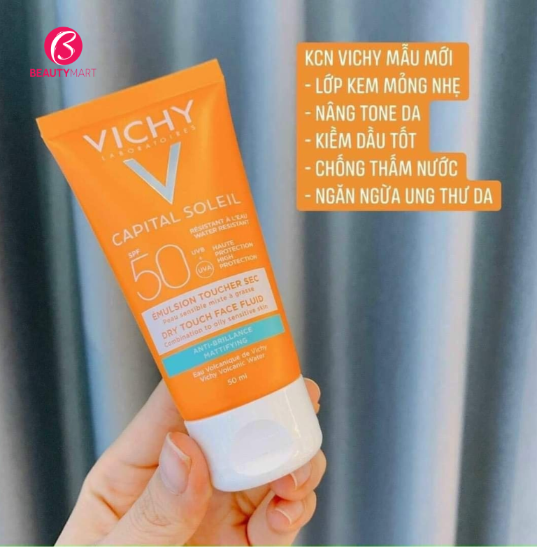 Kem Chống Nắng Vichy Dry Touch Face Fluid SPF50+ Cho Da Dầu 50ml mẫu mới