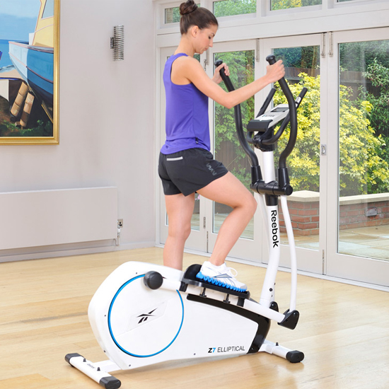 Vì sao nên mua xe đạp tập trong nhà để sử dụng cho gia đình