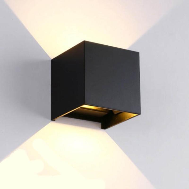 ĐÈN HẮT TƯỜNG 2 ĐẦU HÌNH KIM CƯƠNG.