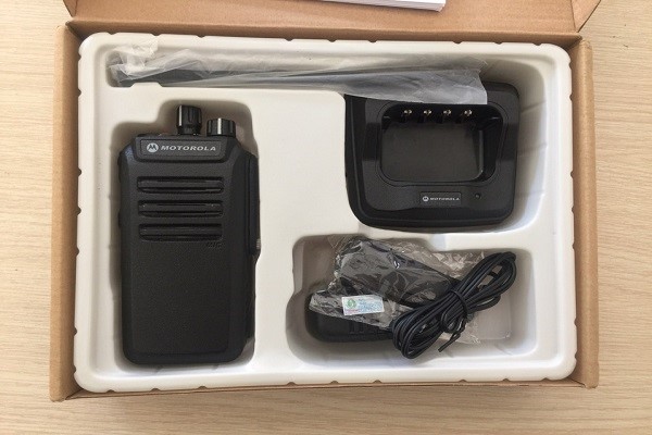 Máy bộ đàm cầm tay Motorola