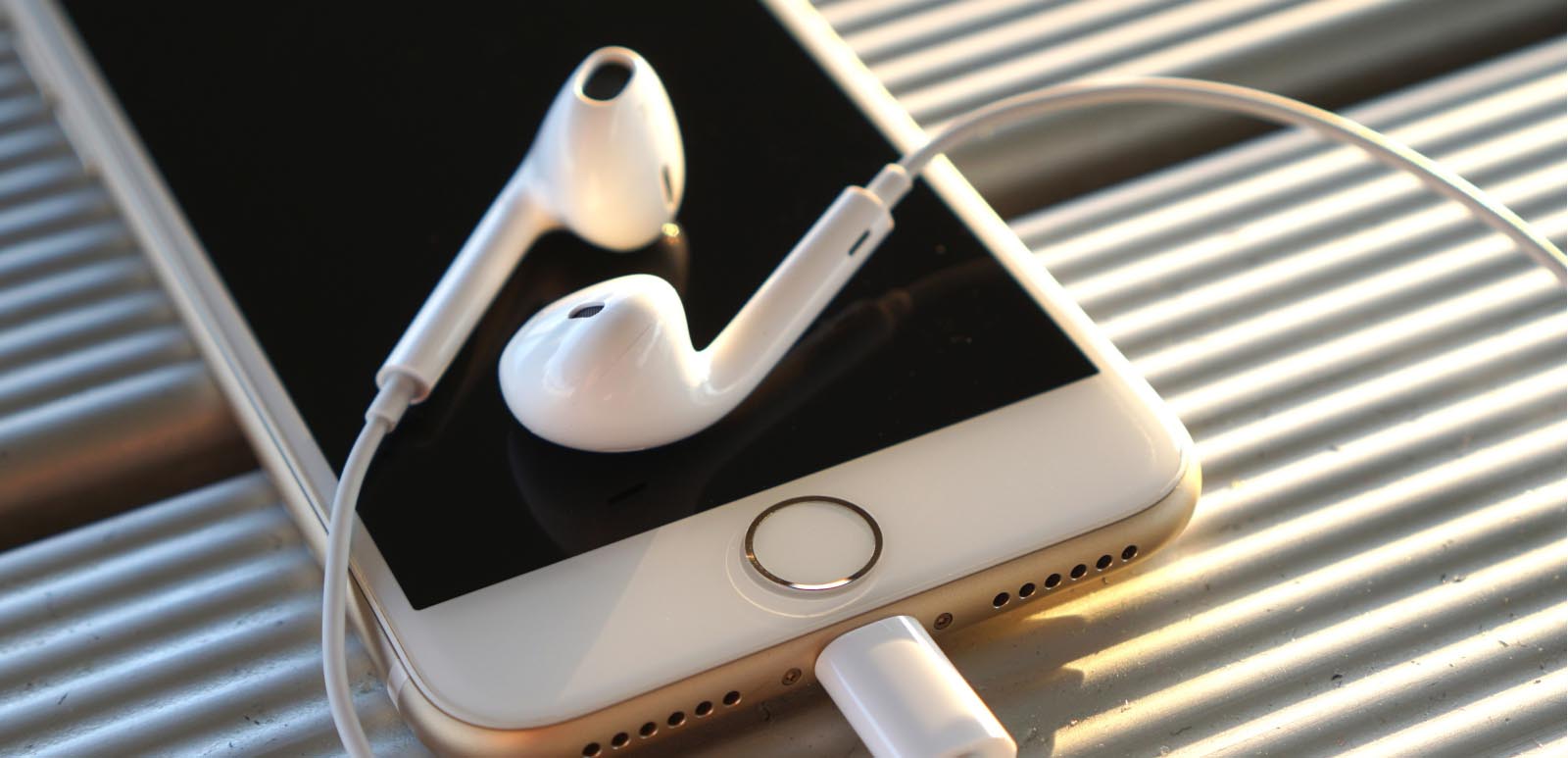 Tai Nghe IPhone 8 Chính Hãng - Siêu phụ kiện