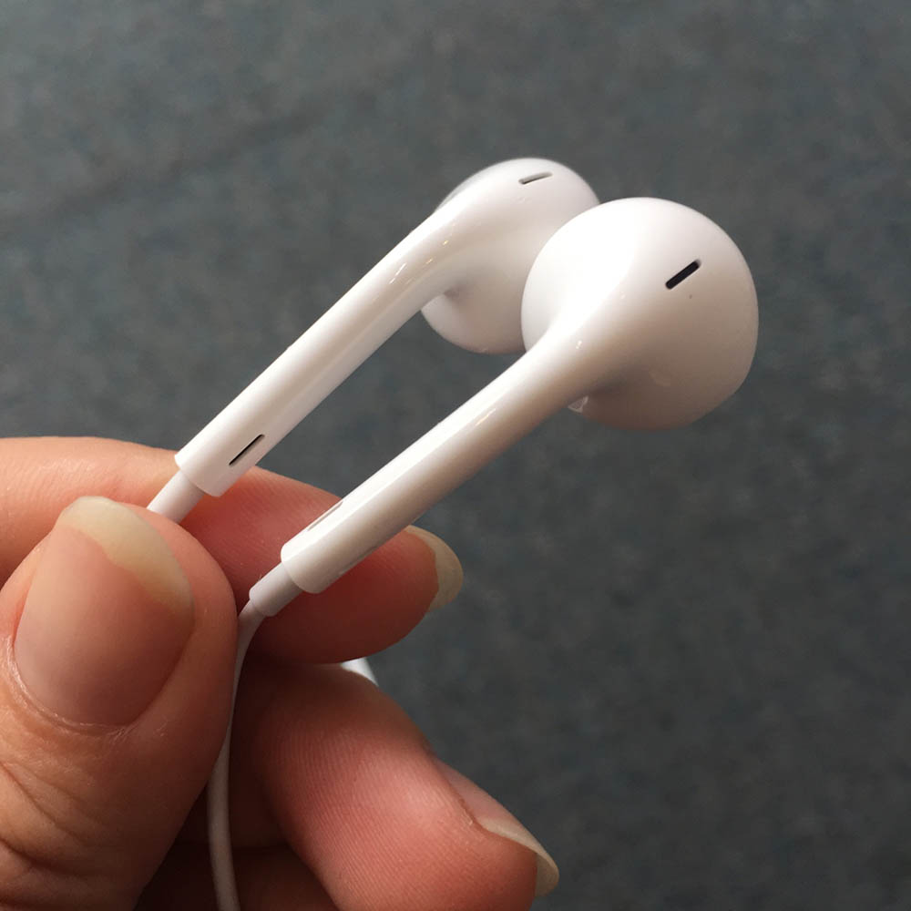 Tai Nghe iPhone 13 Pro Max - Chính Hãng