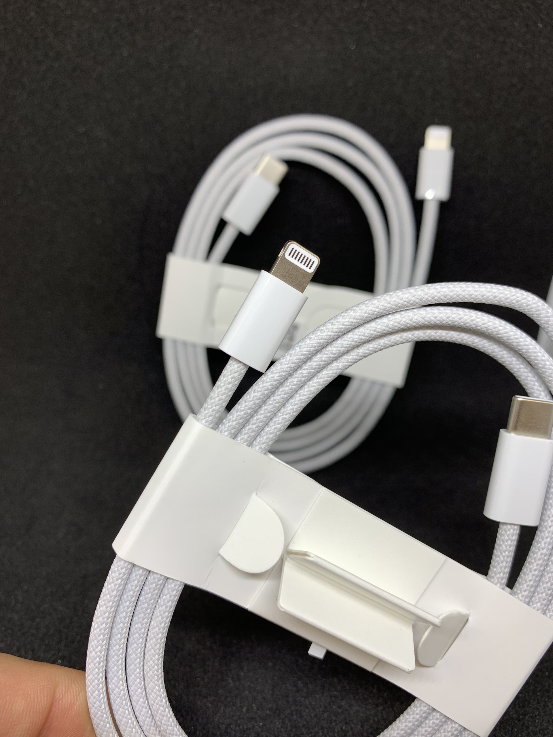 Cáp Bọc Dù Apple Lightning to Type - C - Hàng Chính Hãng