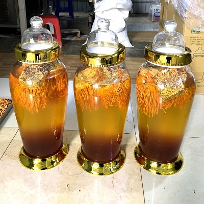 Rượu đông trùng hạ thảo