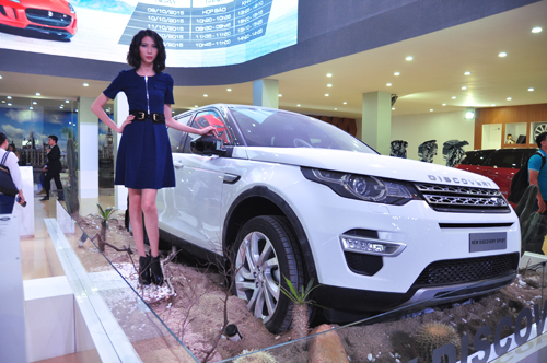 Land Rover và 4 mẫu SUV hạng sang cho khách Việt