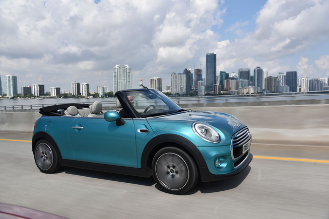 Mini mang Cooper mui mềm mới đến thị trường Châu Á