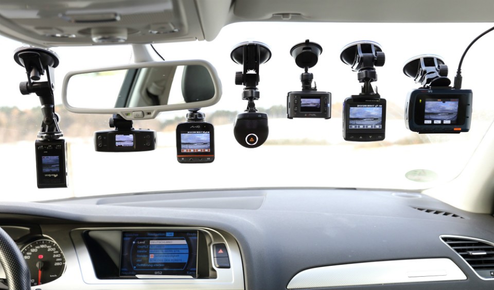      Tài xế Việt nên lắp camera hành trình cho ôtô