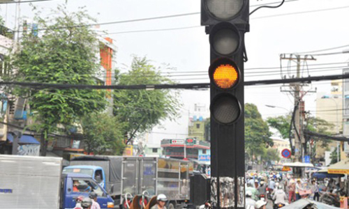 Nhiều người Việt đang hiểu sai về đèn vàng?
