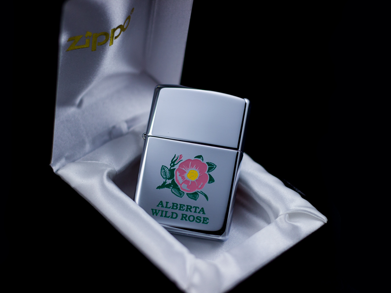 zippo-la-ma-Alberta-wild-rose-XIII-1997-qui