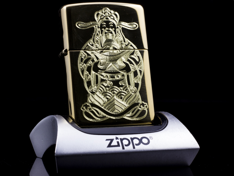 zippo-khac-cao-cap-than-tai-dang-nguyen-bao-hang-chinh-hang-usa-cao-cap