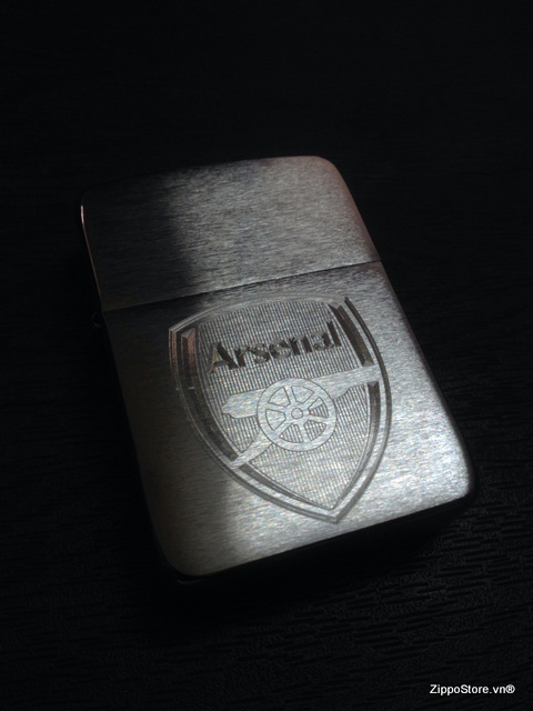 zippo_khac_logo_arsenal