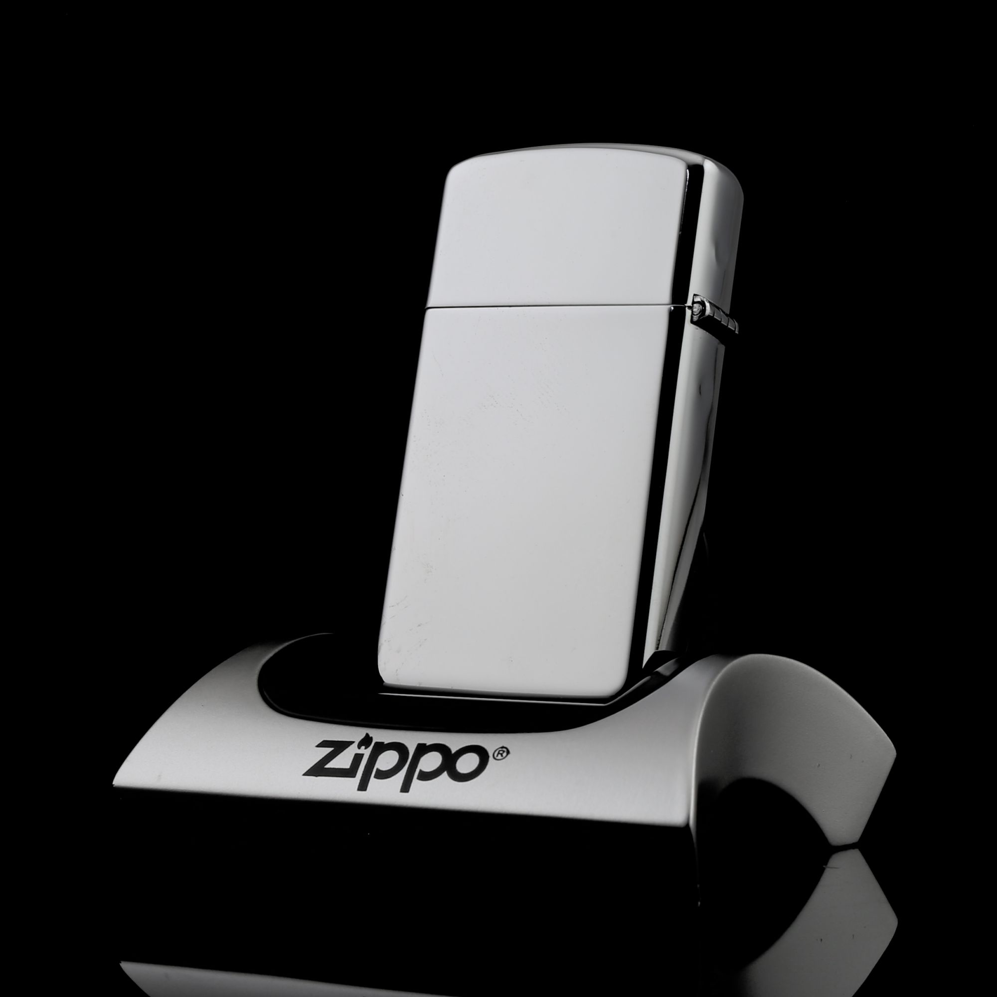 Zippo-ENGRAVE-HIGH-POLISH-SLIM-1990-zippo-chinh-hang-my-cua-hang-uy-tin-tai-sai-gon-binh-thanh-go-cap-phu-nhuan-cao-cap-sang-trong