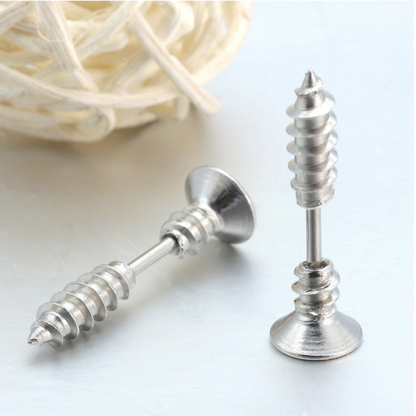Trang sức dành cho nam giới phong cách cool ngầu Trang sức dành cho nam giới phong cách cool ngầu