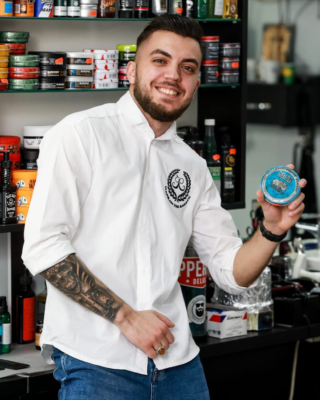 SỬ DỤNG POMADE NHƯ THẾ NÀO