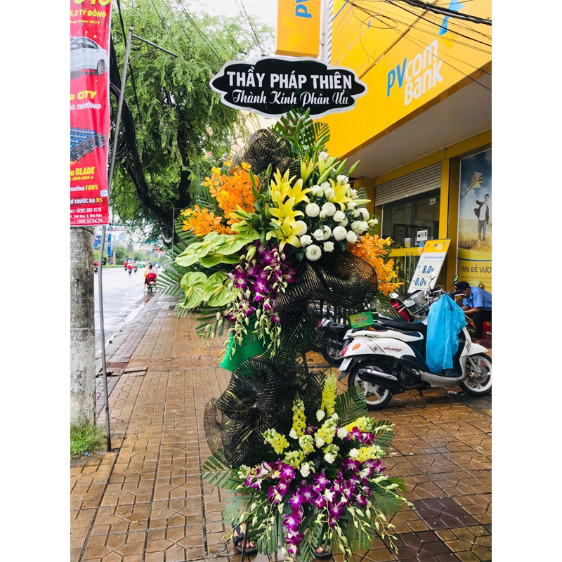 Kệ hoa tươi chia buồn LOVE-CB151