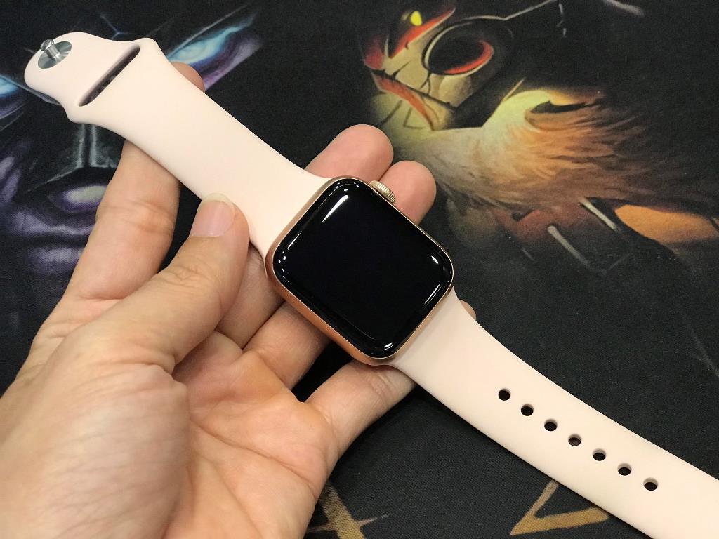 apple watch series 6 gps aluminum 40mm zin cũ giá rẻ gò vấp tại nguyenlinh.com.vn