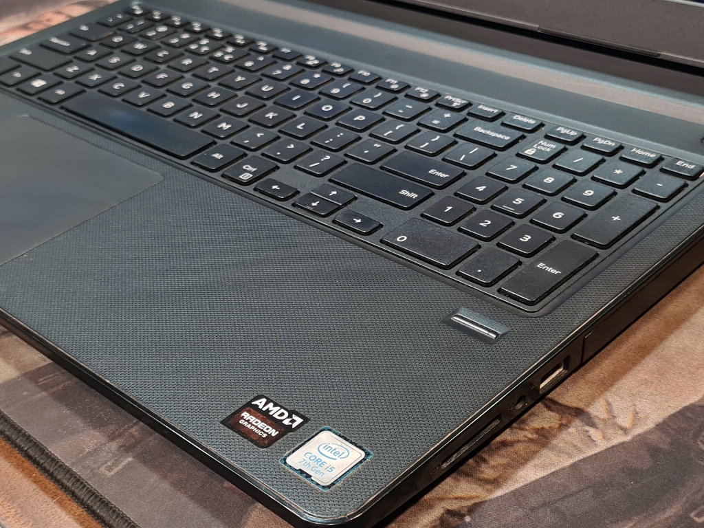 dell 3568 cũ tại shop Nguyên Linh