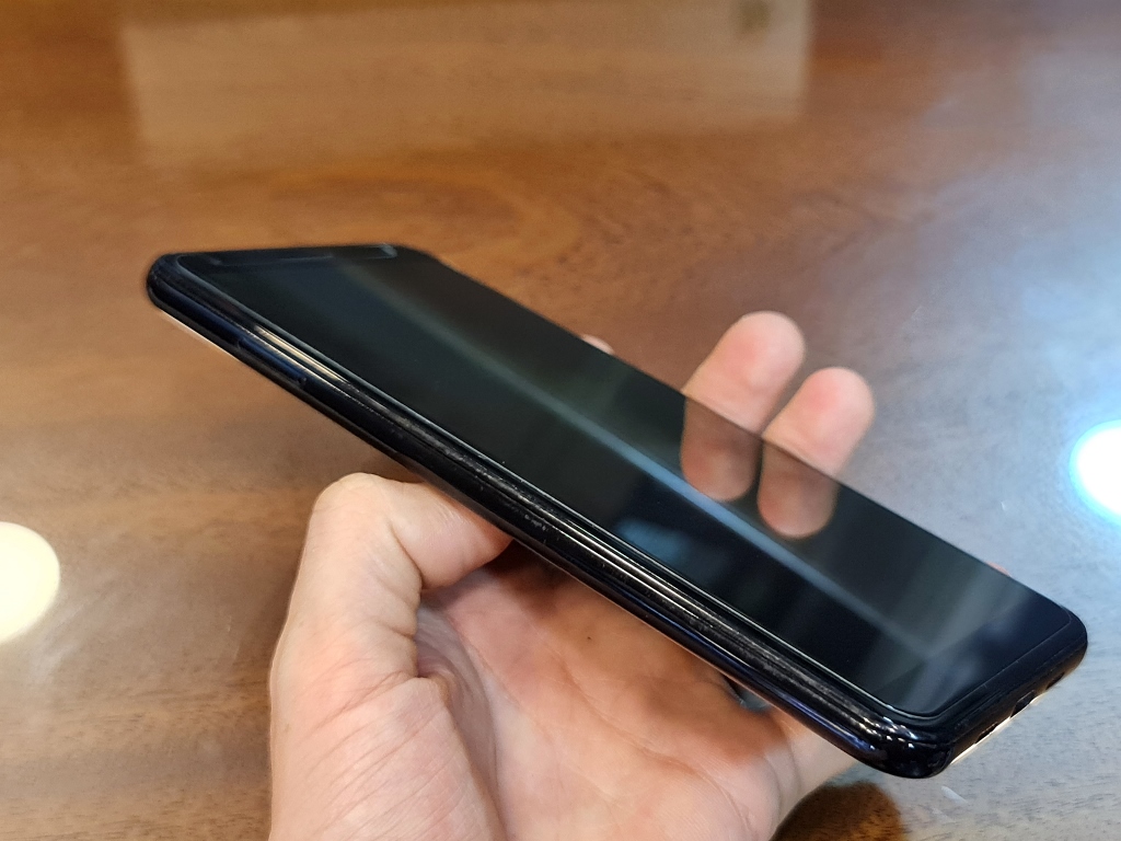 google pixel 3a xl zin cũ giá rẻ được bán tại shop Nguyên Linh