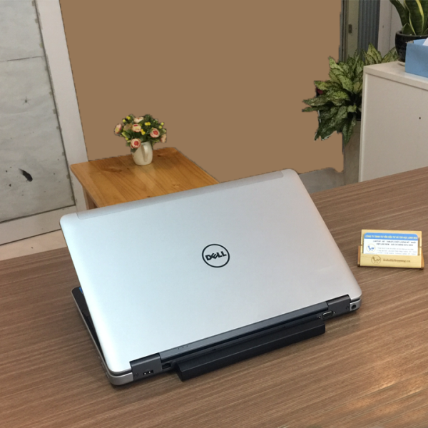 DELL E6540 I7 4600M / 2 VGA, RAM 8G, SSD 256G, FULL HD, ĐÈN PHÍM