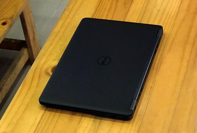 Laptop Dell e7450 i5 5300u, 14 inch Full HD IPS, SSD 256gb, Ram 4gb