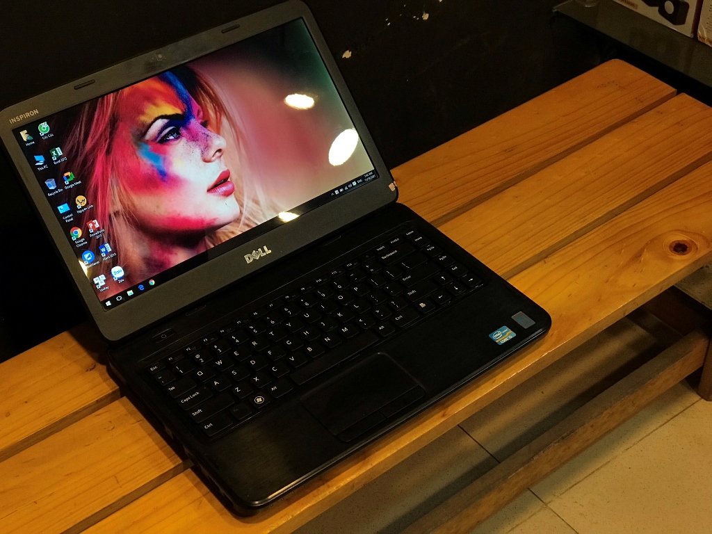 Laptop Dell Inspiron N4050 (CORE i5 2410M, RAM 4GB, SSD 120GB (hoặc hdd 500gb), WEBCAM, PIN 1H YOUTUBE)