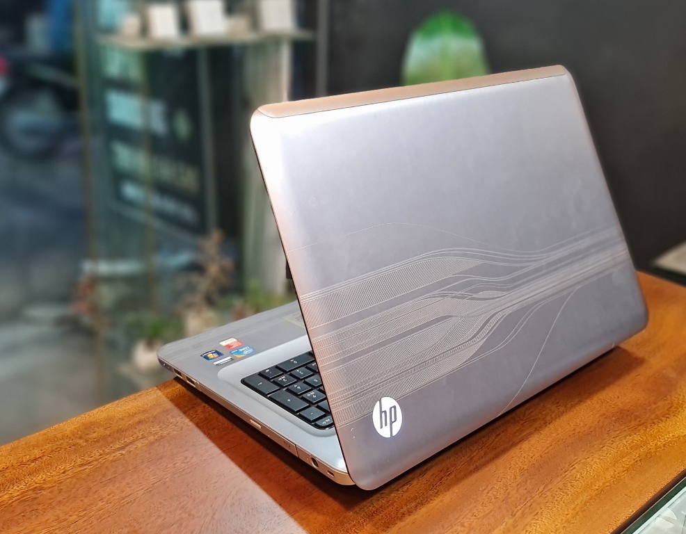 Laptop HP DV7 17 inch (Core i5, RAM 8G, SSD 128G + HDD 750G, 2 Card Màn Hình)