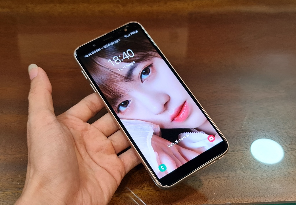 Samsung J6 2018 (Ram 3G, Rom 32G, Chip 8 Nhân) Đủ PK, New 80%