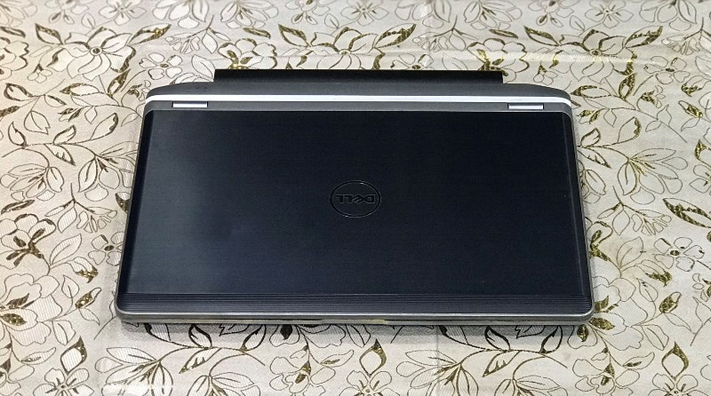 Laptop Dell Latitude e6230 (CORE i5 3340M, DDR3 4GB, HDD 500GB SATA 3, 12.5INCH, ĐÈN PHÍM, BLUETOOTH, PIN 2H30 YOUTUBE)