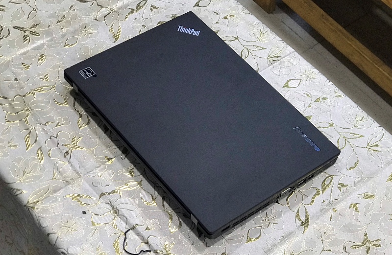 Laptop Thinkpad X250 (CORE i7 5600U, DDR3L 4GB, SSD 120GB, 12.5 INCH)