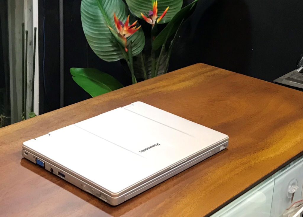Laptop Cảm Ứng Tablet Nhẹ 800g 10.1" Full HD IPS Cảm Ứng Nhạy Như iPad Gập Xoay 360 Độ