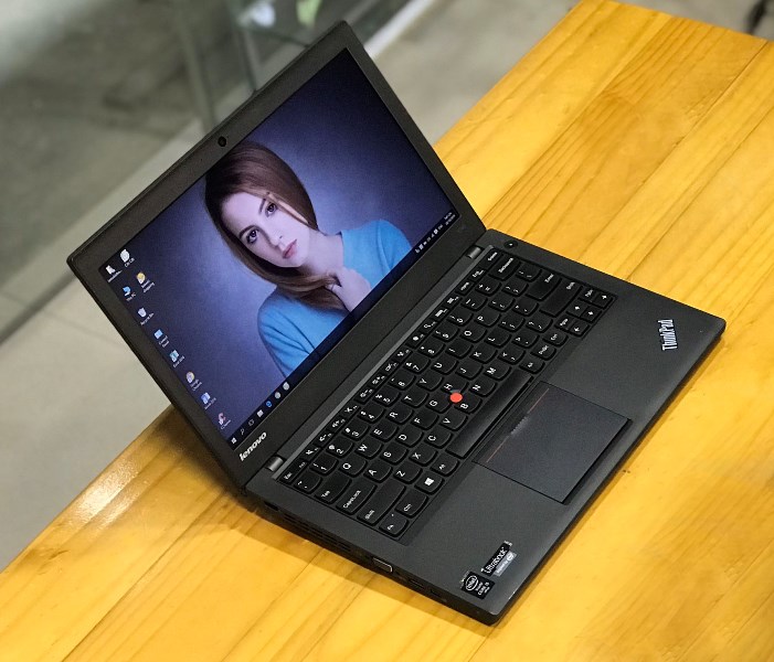 Laptop Lenovo Thinkpad x240 Core i5 4300u, ổ SSD 128GB