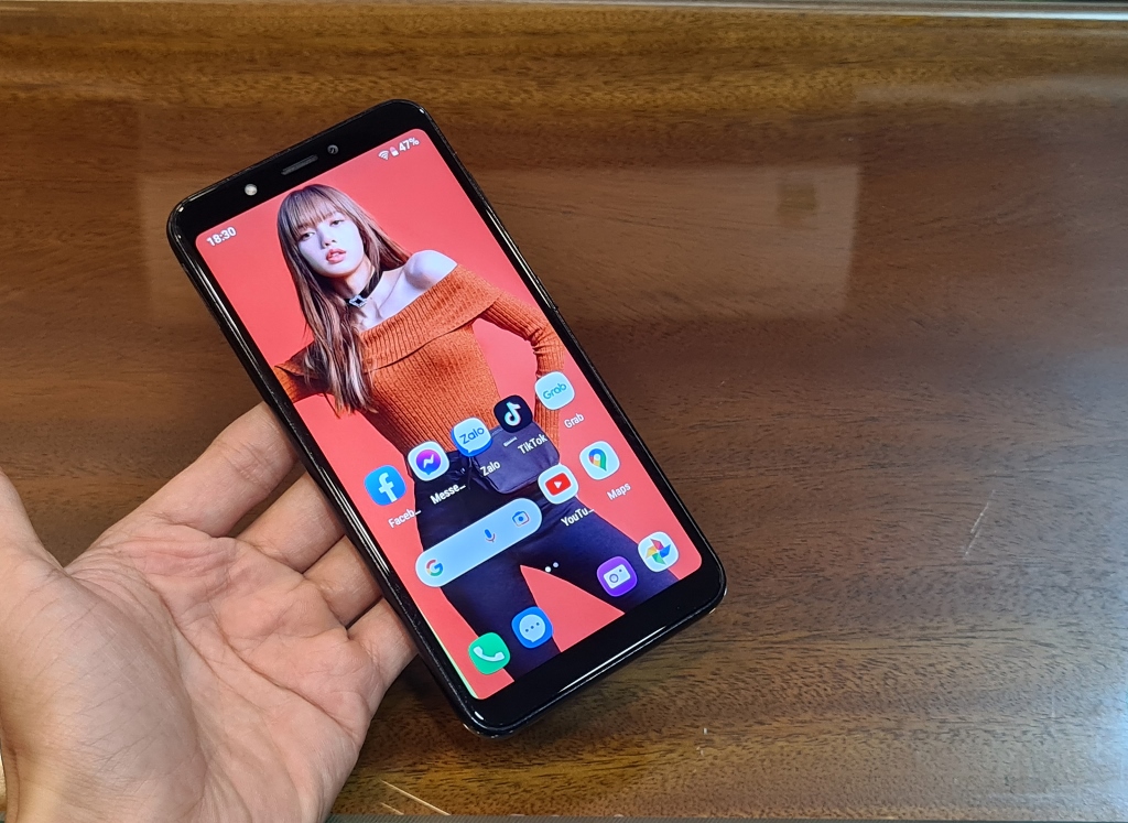 Vsmart Joy 1 (Ram 2G, Rom 16G, Chip 8 Nhân) Đủ PK, New 98%