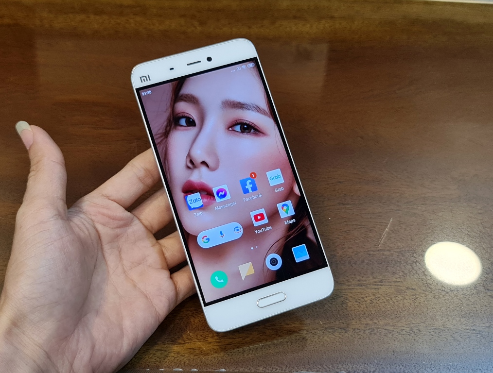 Xiaomi Mi 5 Siêu Mỏng (Ram 3G, Rom 32G) Cáp Sạc Nhanh, New 95%