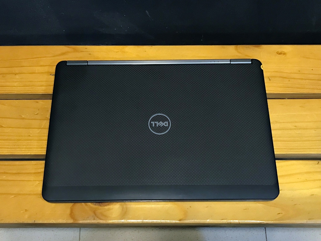 Laptop Dell Latitude E7440 (CORE i7 4600U, DR3L 8GB, SSD 128GB + HDD 250GB, WEBCAM, ĐÈN PHÍM, PIN 4H YOUTUBE)