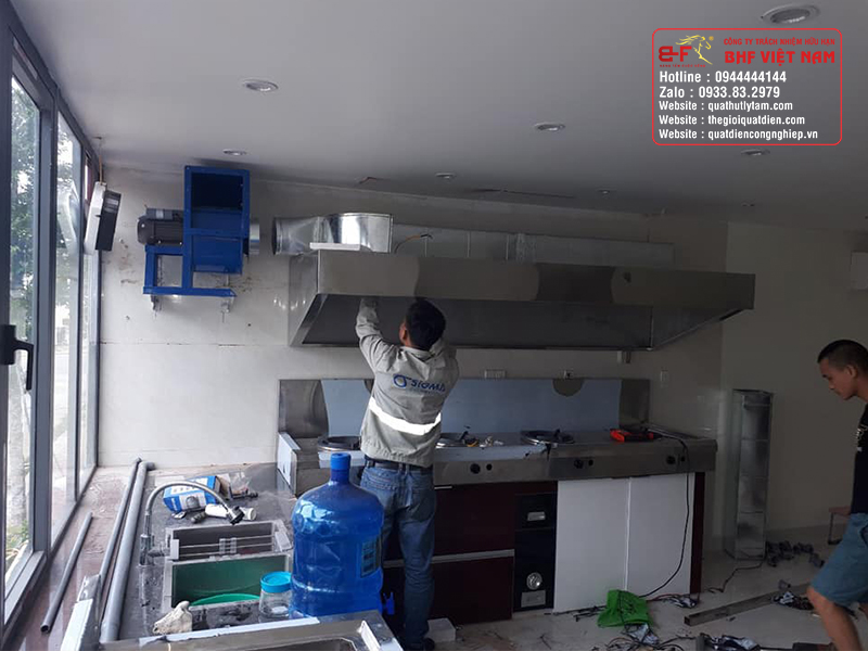 Vật tư chính cho hệ thống hút khói bếp bao gồm: Quạt, chụp hút, ống gió
