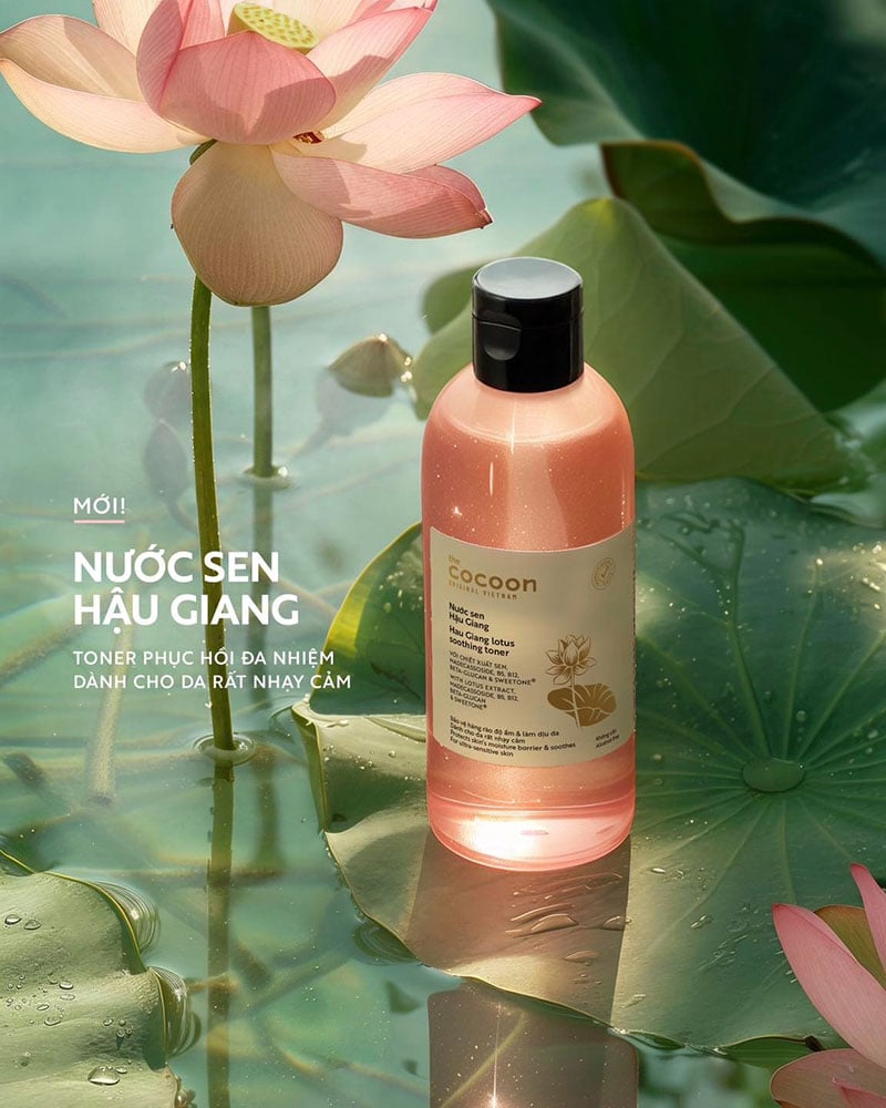 Toner Nước Cân Bằng Da Sen Hậu Giang Cocoon