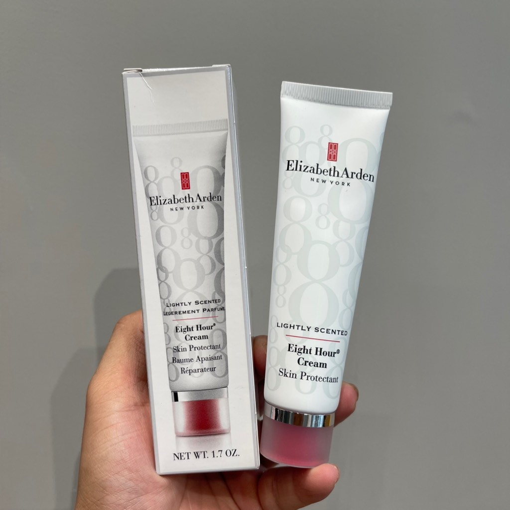 Son dưỡng môi Elizabeth Arden