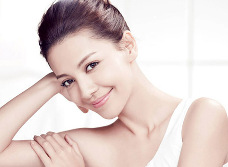 Làn da trắng sáng khiến chị em tự tin hơn trong cuộc sống