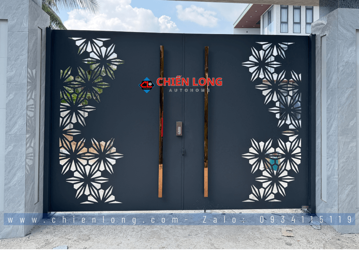 Bộ Cửa CNC Thiết Kế Tuyệt Đẹp Cho Ca Sĩ Ngọc Sơn Tại Tiền Giang