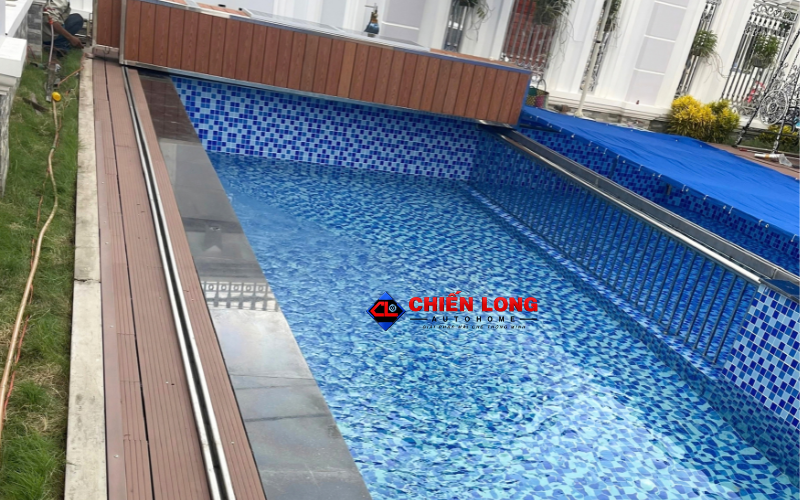 Thực tế đường ray và hộp bạt che tự động hồ bơi