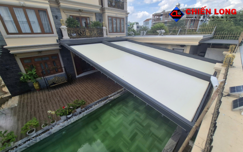 Toàn cảnh công trình thi công mái xếp PVC tự động