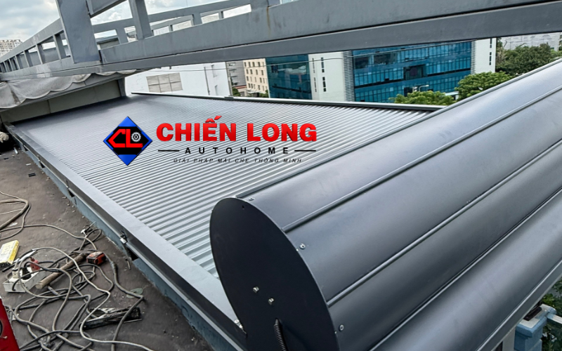Sơ đồ chiều ngang chiều chạy và vùng hộp cuốn của mái nhôm cuốn