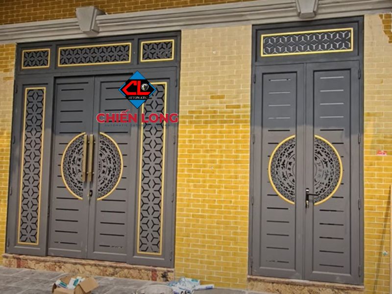  Đơn vị thi công cần tính đúng tải motor, kiểm tra nguồn điện và lắp cảm biến chống kẹt