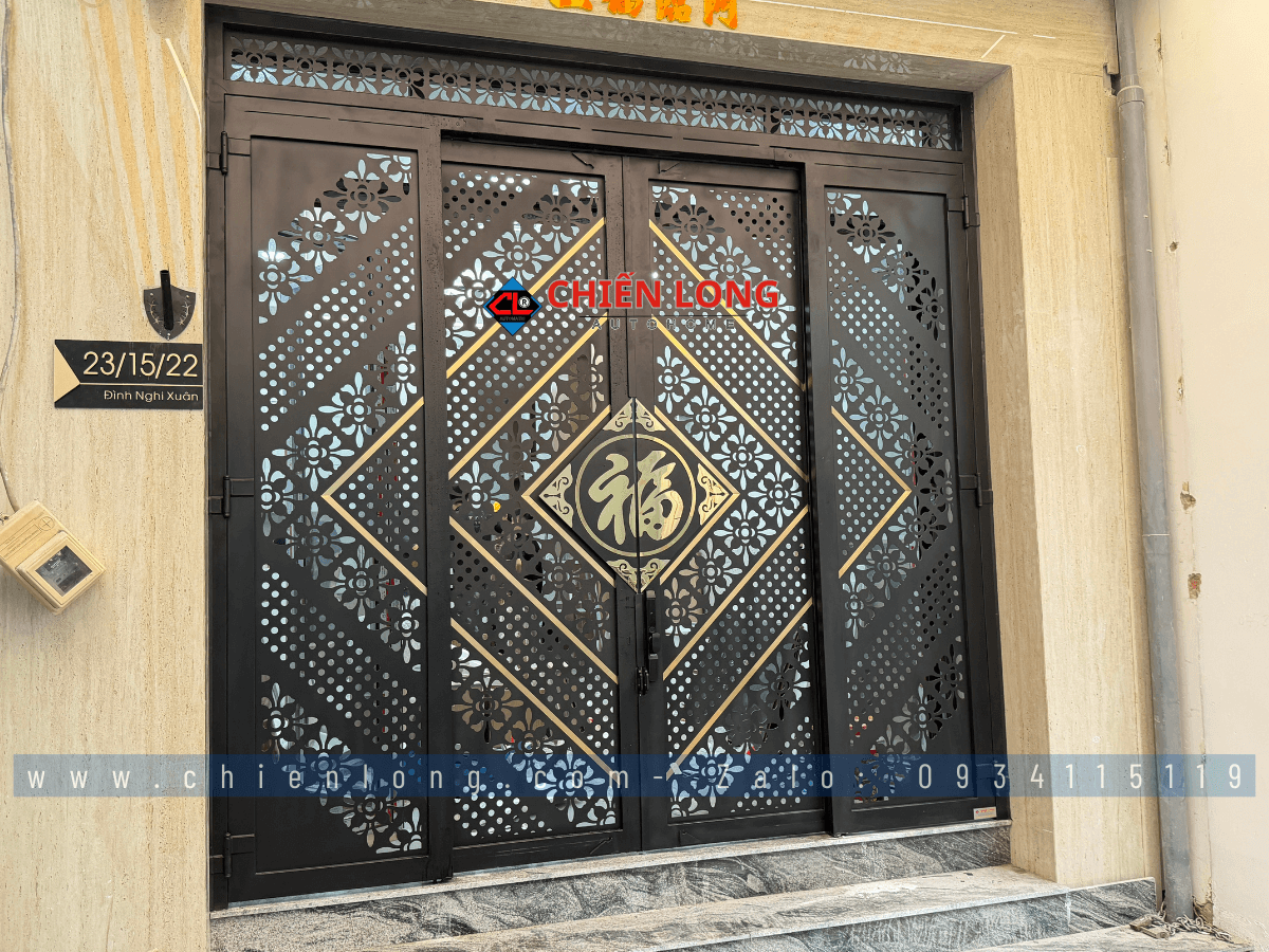 cửa trượt quay phong thủy nhà phố HCM