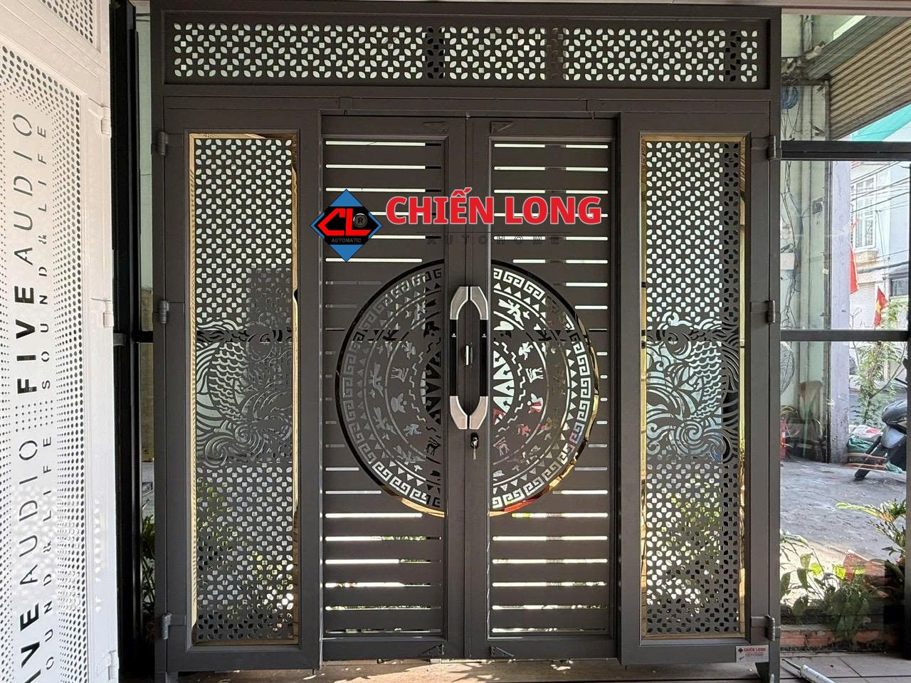 Chiến Long – đơn vị thi công cửa trượt quay chuyên nghiệp tiết kiệm chi phí