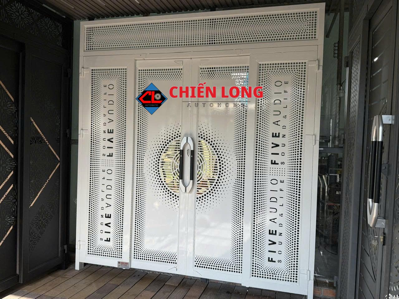 Hướng dẫn lắp đặt cửa trượt quay cho nhà phố – Quy trình chuẩn, an toàn.