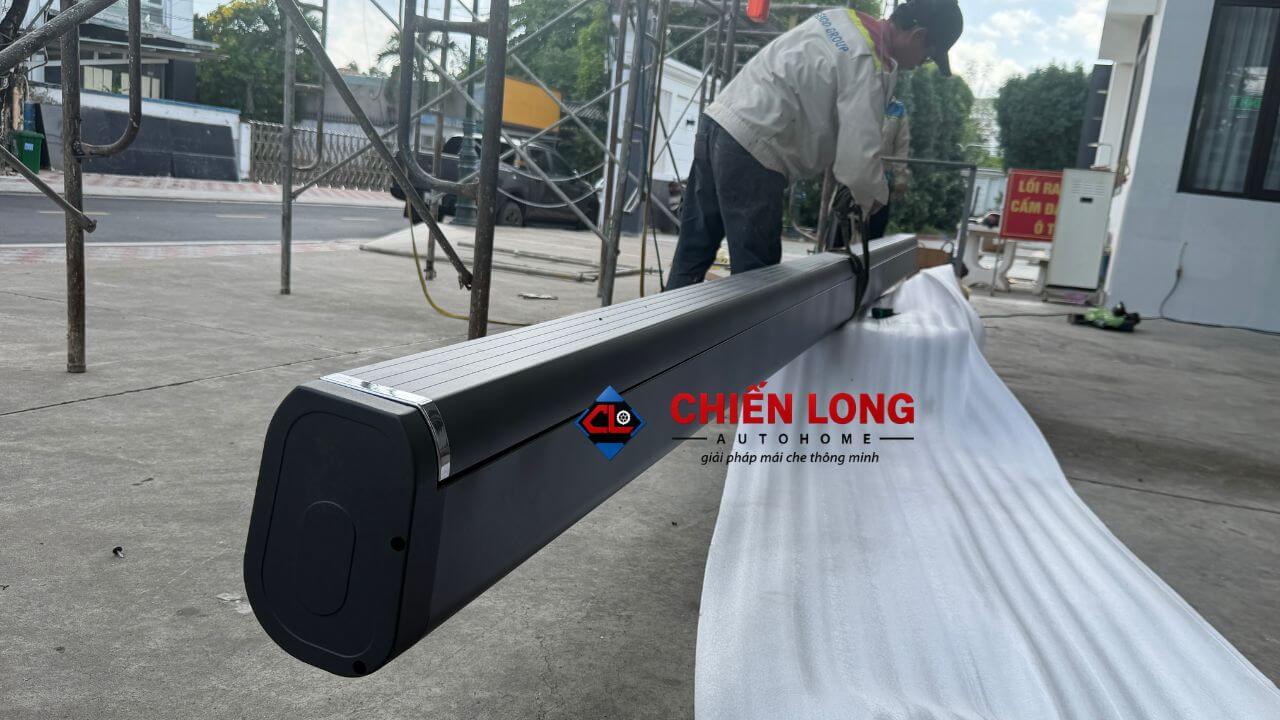 Hai bộ mái hiên tự động cao cấp lắp đặt tại Cây Xăng Metro Thủ Đức