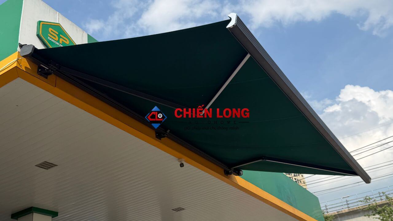 Mái hiên tự động Cây Xăng Metro Thủ Đức sau khi hoàn thiện