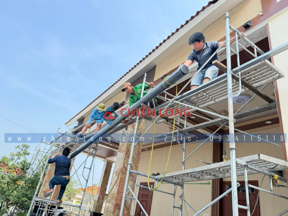 Lắp đặt 2 bộ mái hiên thông minh cho biệt thự tại Đồng Tháp